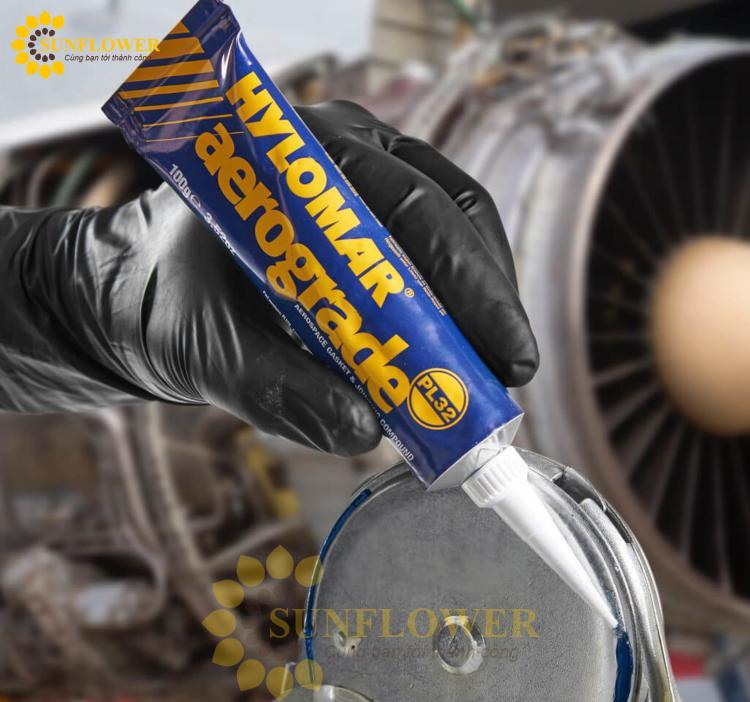 HYLOMAR-AEROGRADE-PL32-1.jpg HYLOMAR AEROGRADE PL32 – Keo dùng cho động cơ Tuabin