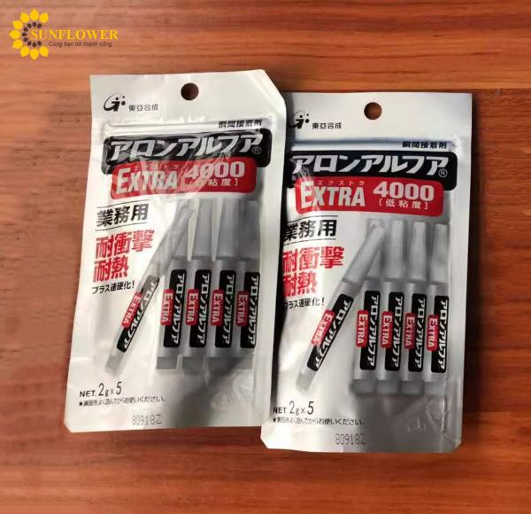 Keo dán khô nhanh EXTRA 4000